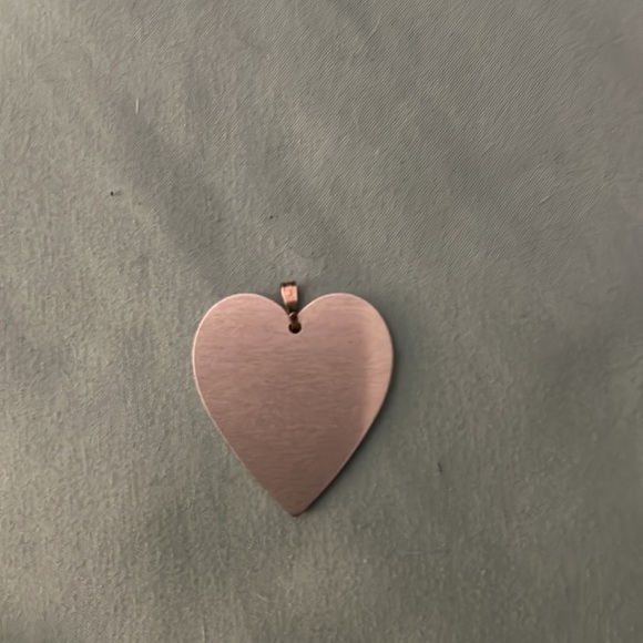 One Tree Hill Heart Pendant - Picture 2 of 5